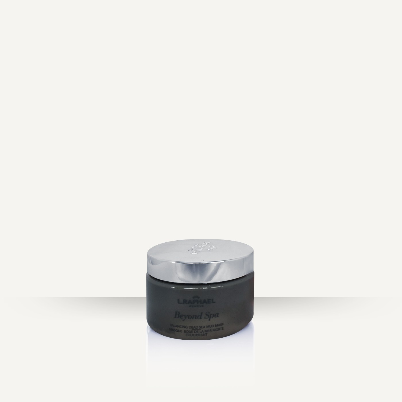 Balancing dead sea mud mask